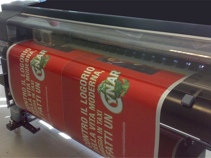 STAMPA DIGITALE ROLL TO ROLL PER BANNER